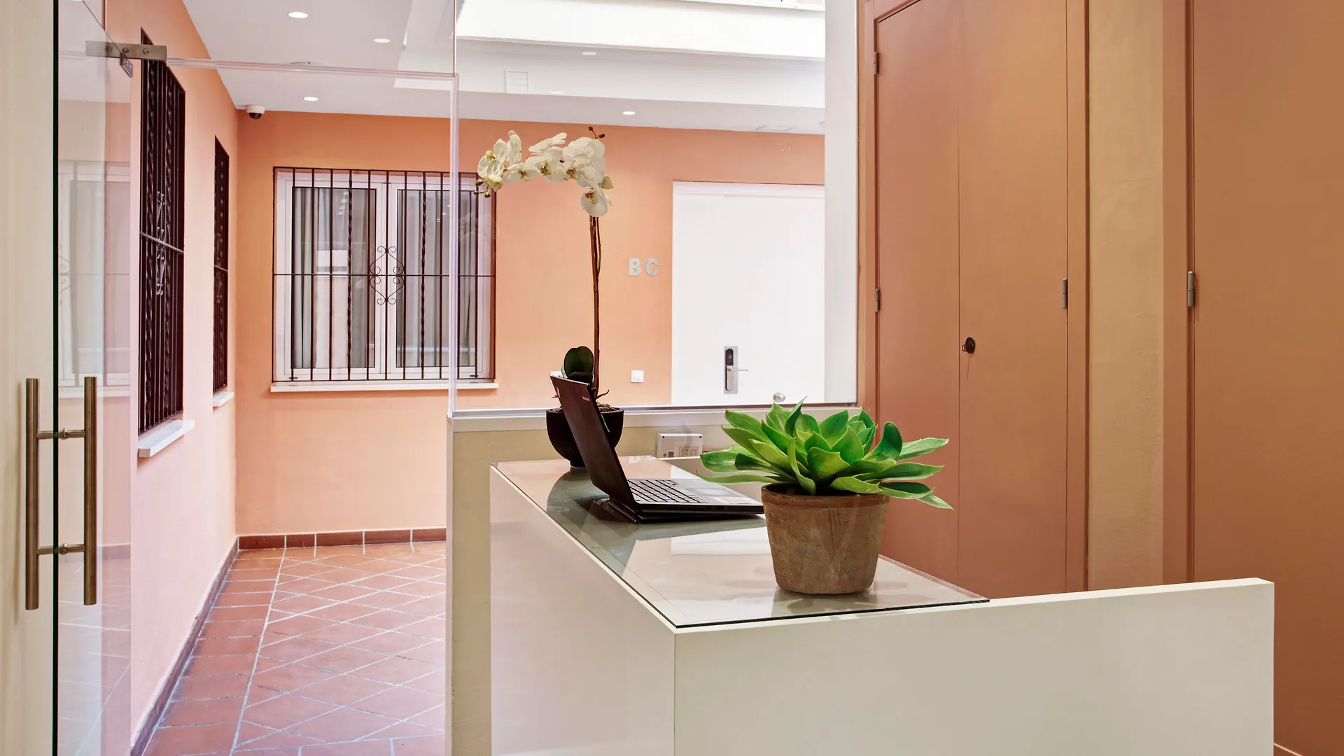 Apartment Metropolis Sevilla Spain